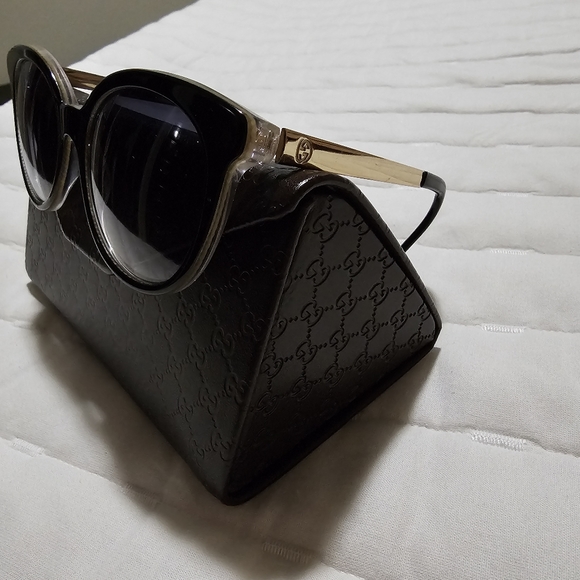 Gucci sunglasses - Picture 1 of 6